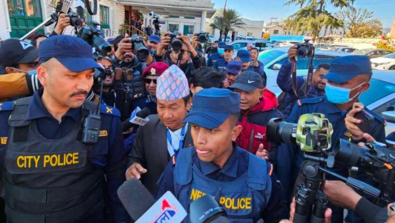 पानी माग्दै हर्क साम्पाङको ‘सिंहदरबार यात्रा’