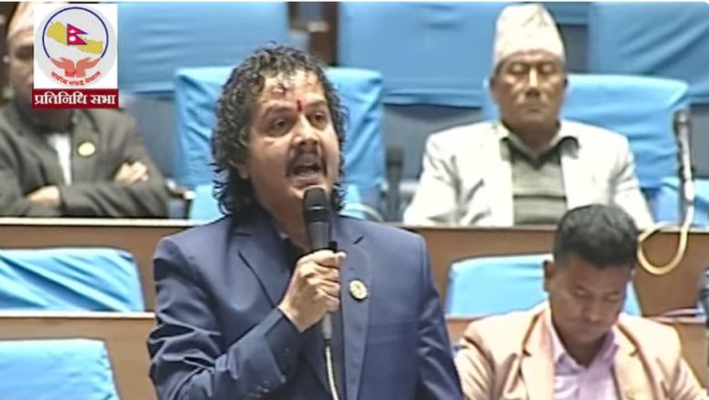 संसद् सचिवालयले निलम्बन गरेका दुई पत्रकारको पास आजै फिर्ता गरियोस् : सांसद ढकाल