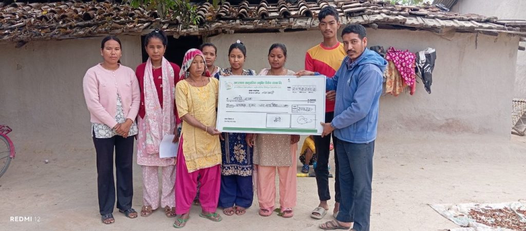 लालझाडीमा जनउत्थान सामुदाकि लघुवित्त वित्तीय संस्था द्धारा कर्जा मिनाहा, पीडित परीवारलाइ राहात